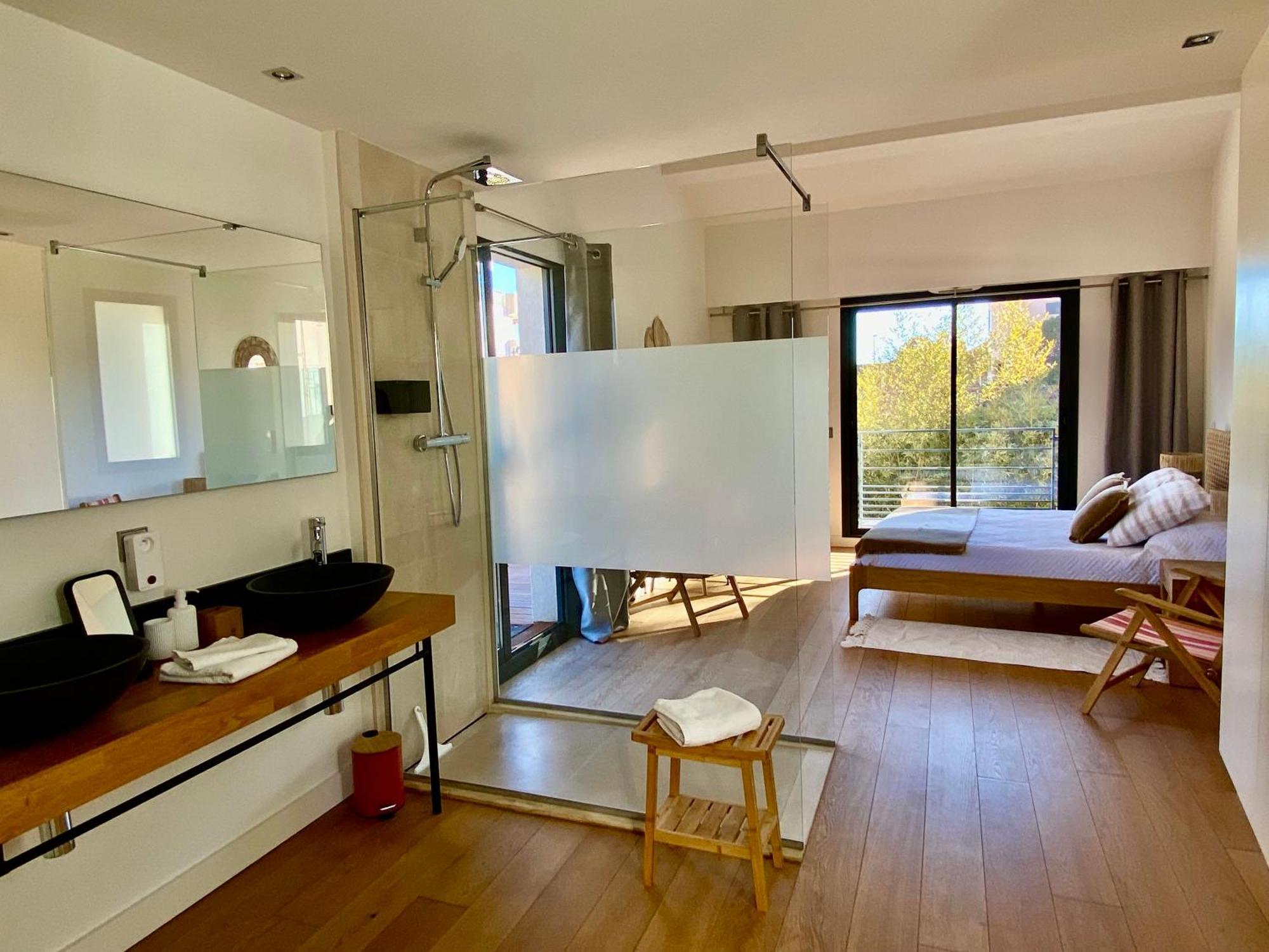 Rumah Bali Cannes Kültér fotó
