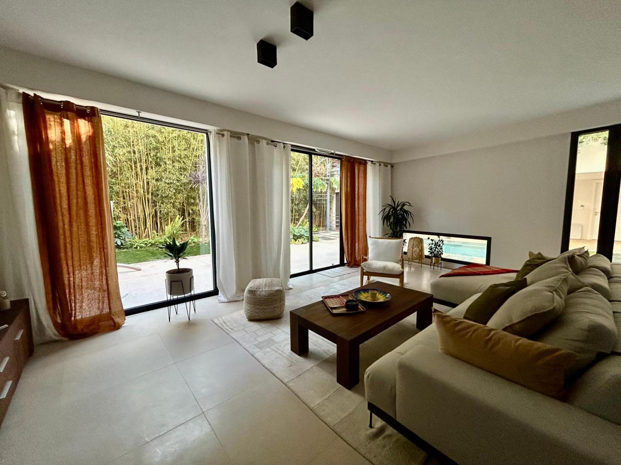 Rumah Bali Cannes Kültér fotó